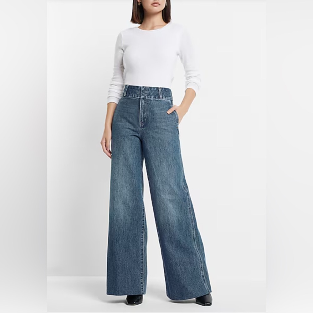 Express Super High Waisted Medium Wash Baggy Wide Leg Jeans